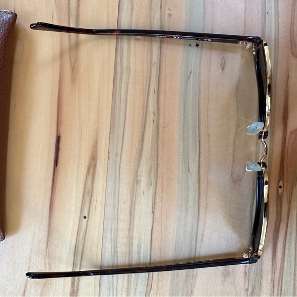 Ray Ban Clubmaster Classic Polished Tortoise on Gold - Picture 3 of 7